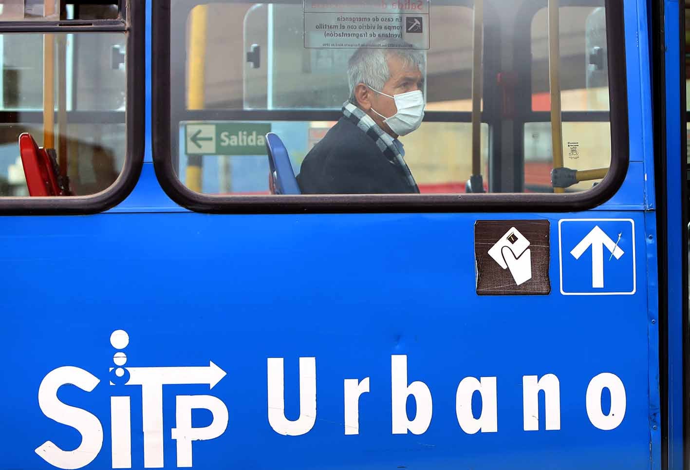 Uso de tapabocas en Transmilenio