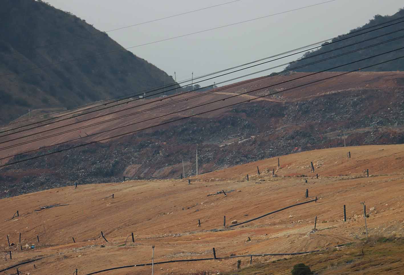 Los olores derivados de esta emergencia están afectando a la comunidad.