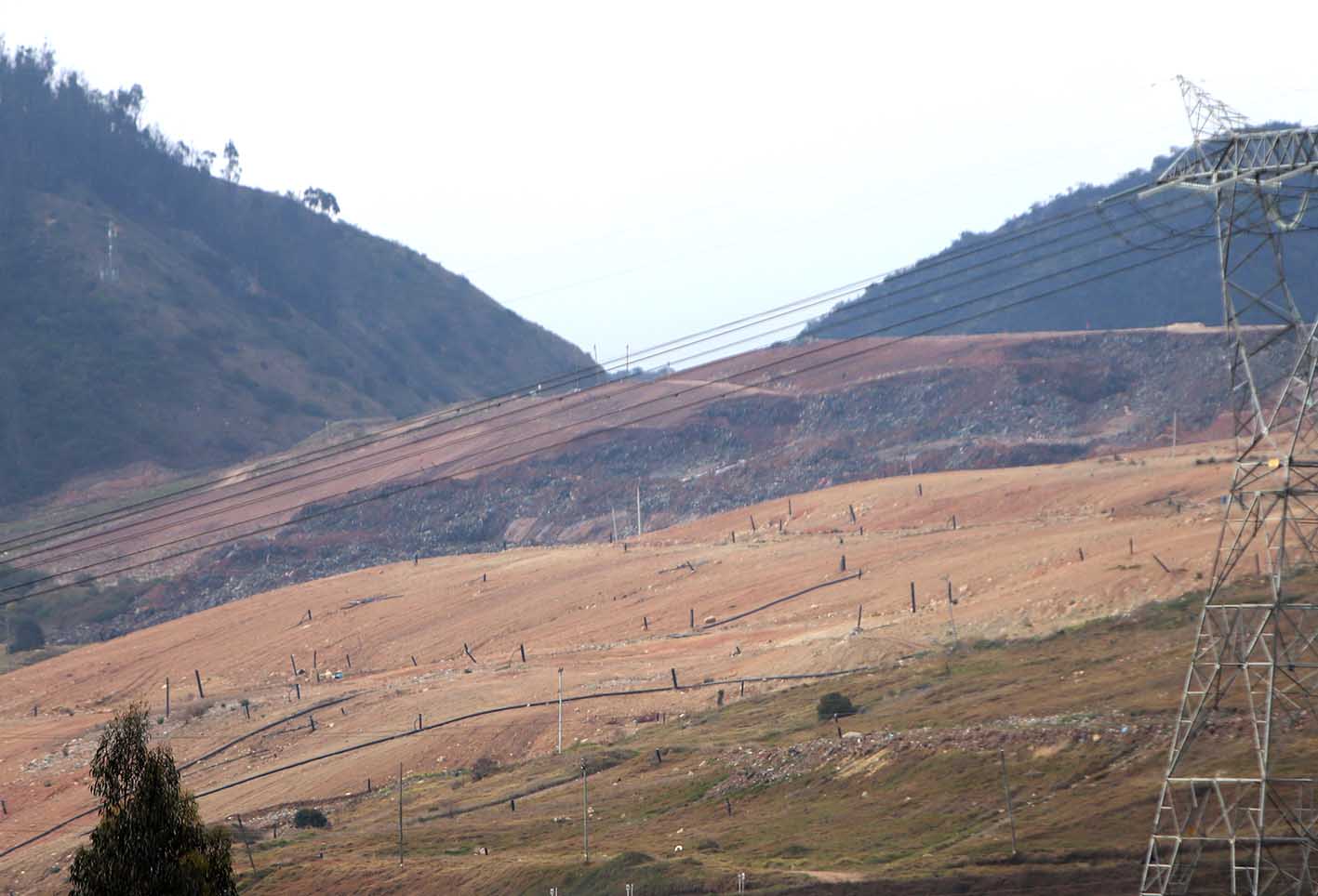 Deslizamiento en Doña Juana [impactantes imágenes]