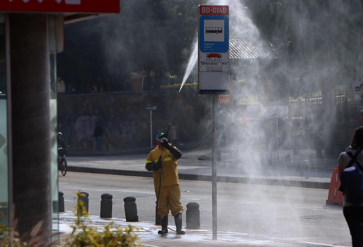 Desinfección en Chapinero / Alerta naranja en Bogotá por coronavirus