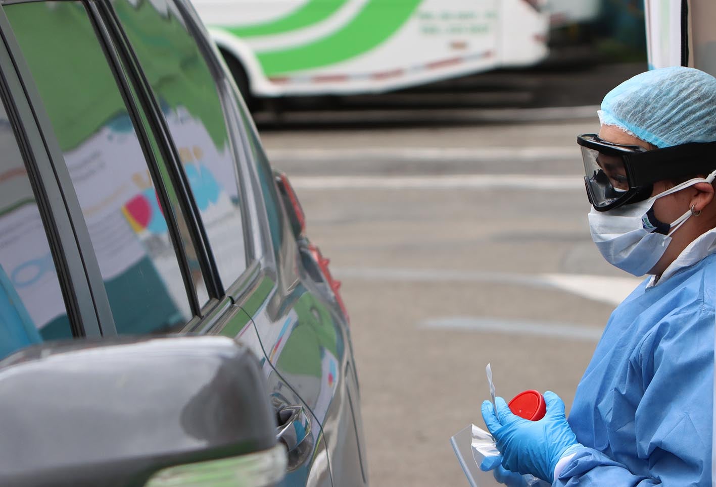 Prueba de coronavirus sin bajarse del carro