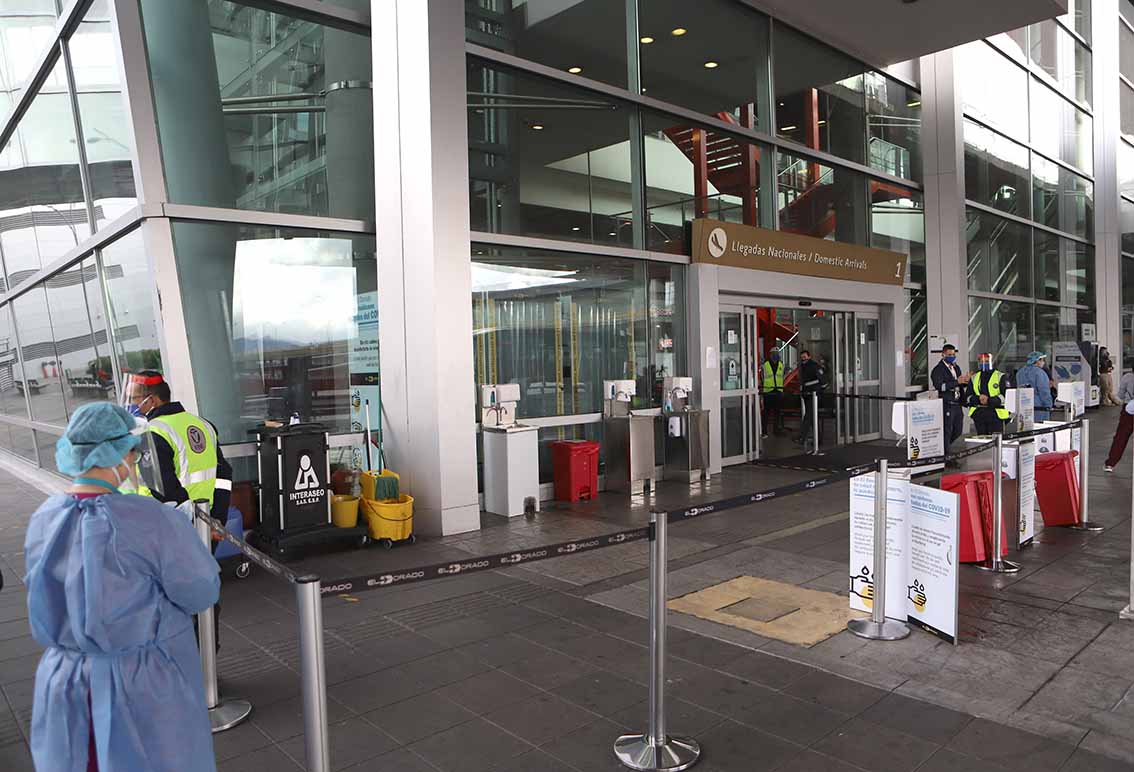 Aeropuerto El Dorado en tiempos de coronavirus en Colombia
