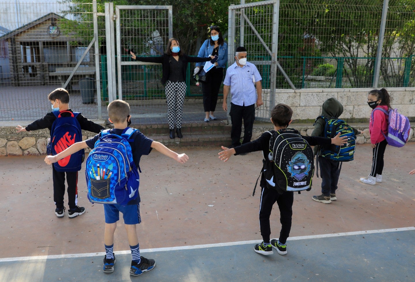 Coronavirus en Israel / Distanciamiento de niños en colegios