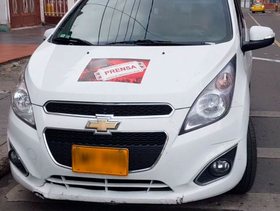 Carro de prensa falso