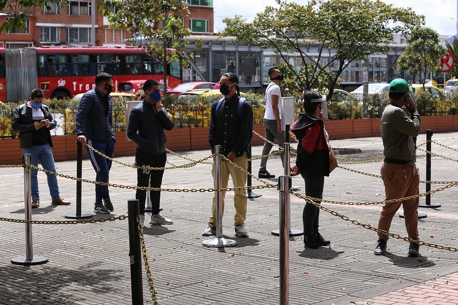 Pico y cédula, Bogotá