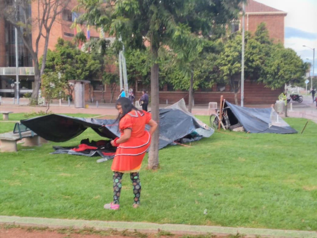 Indígenas en Parque Tercer Milenio en Bogotá.