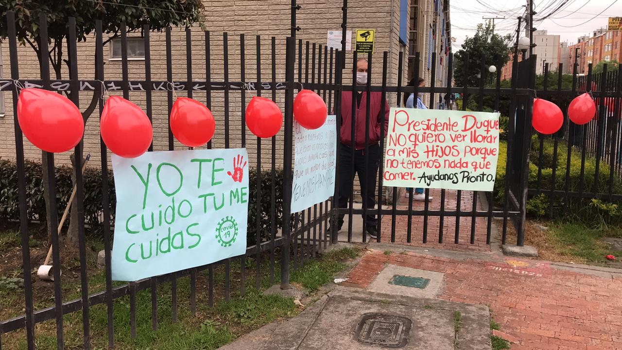 Habitantes de Kennedy protestan por falta de alimentos.