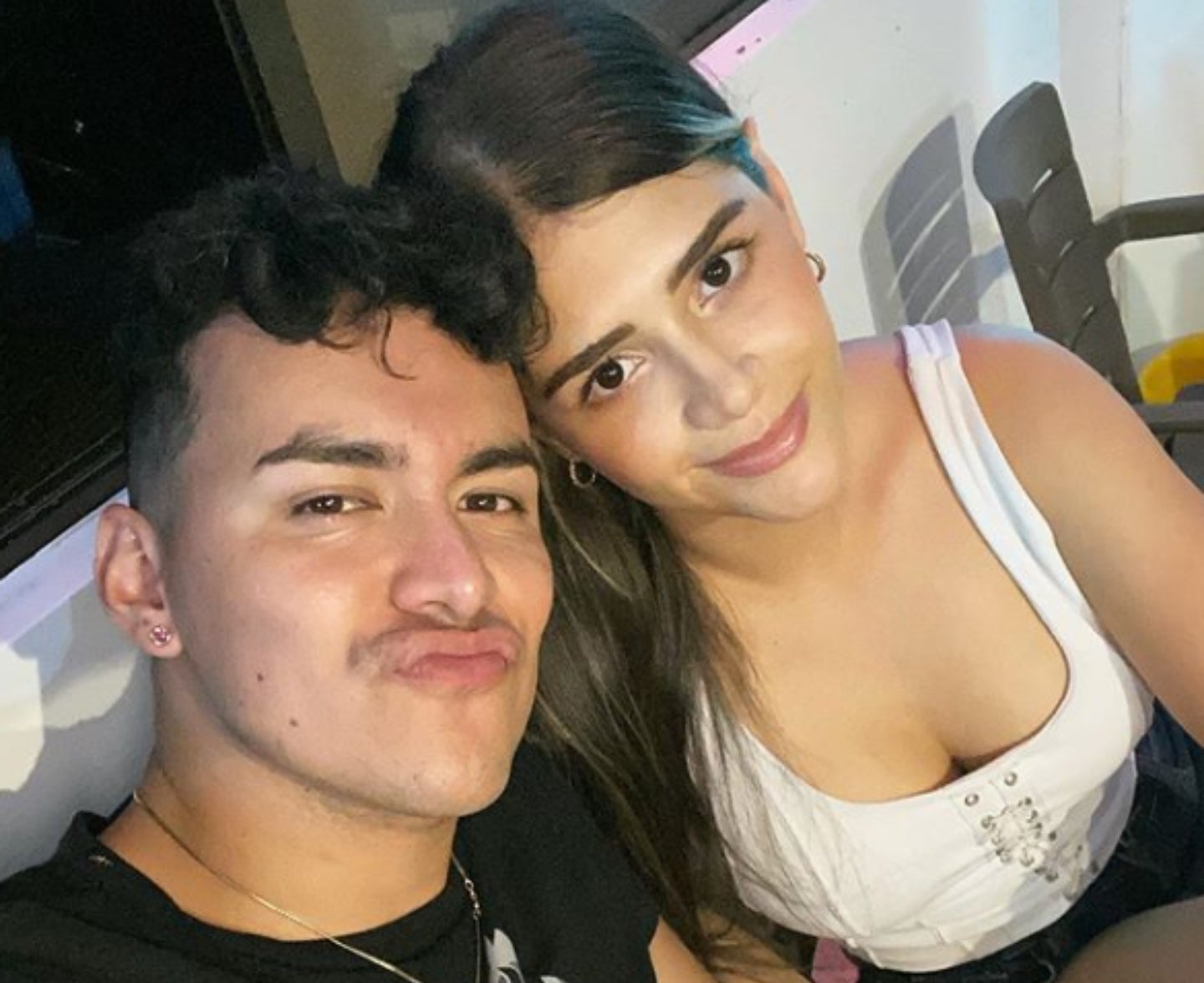 Yeison Jiménez y su esposa