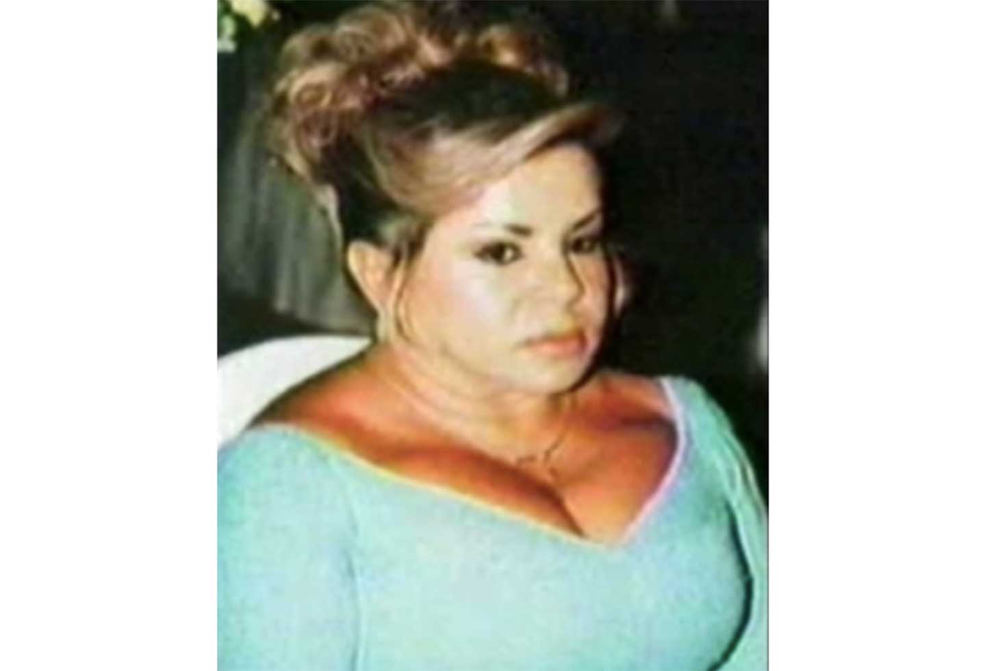 Doña Yolanda, en el matrimonio de Marbelle y Royne Chávez.