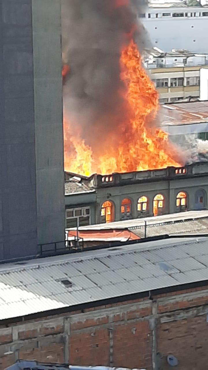 Incendio en centro de Pereira