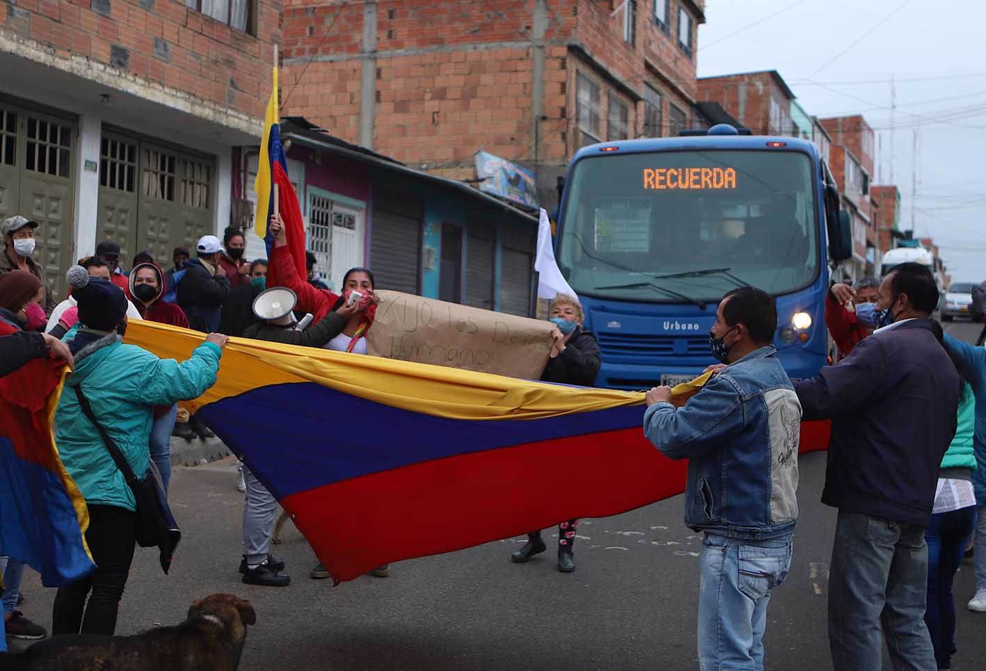 Protestas en Ciudad Bolívar por falta de ayudas