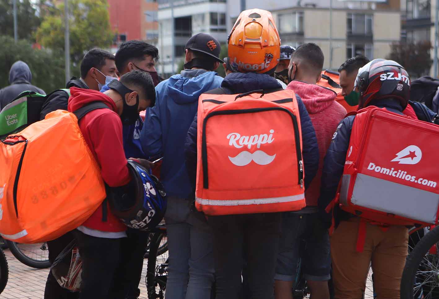 Operativo en Galerías afecta domiciliarios: pedidos podrían tardar más