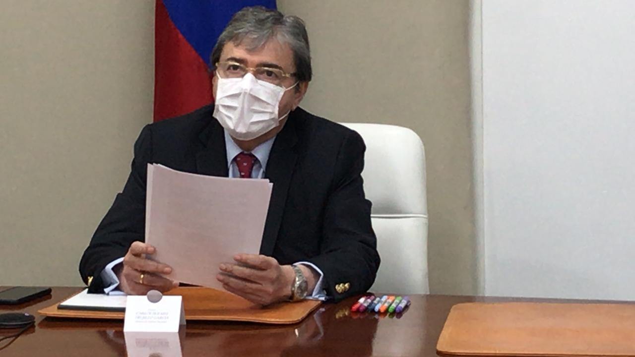 Ministro de Defensa, Carlos Holmes Trujillo desde la virtualidad