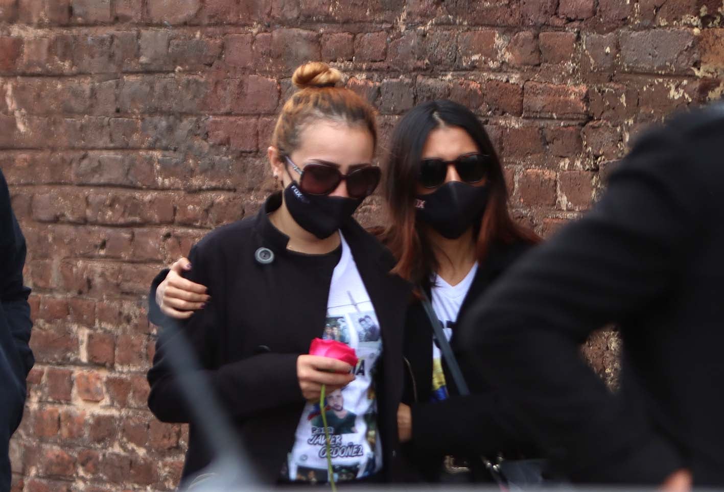 Javier Ordóñez: su sepelio fue entre peticiones de sus familiares de justicia