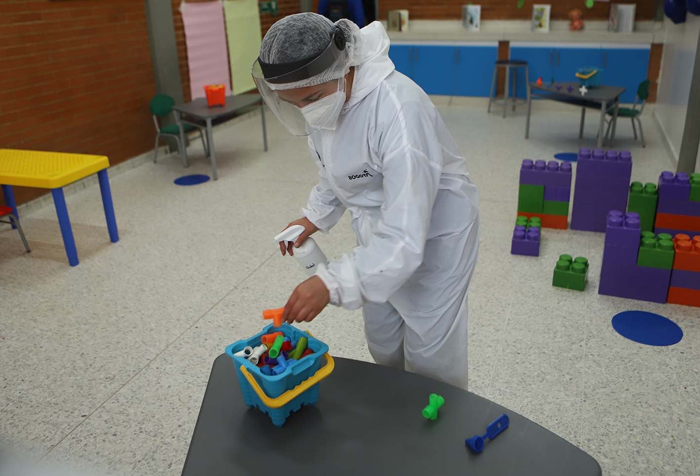 Jardines infantiles vuelven en pandemia / Niños en medio de covid-19