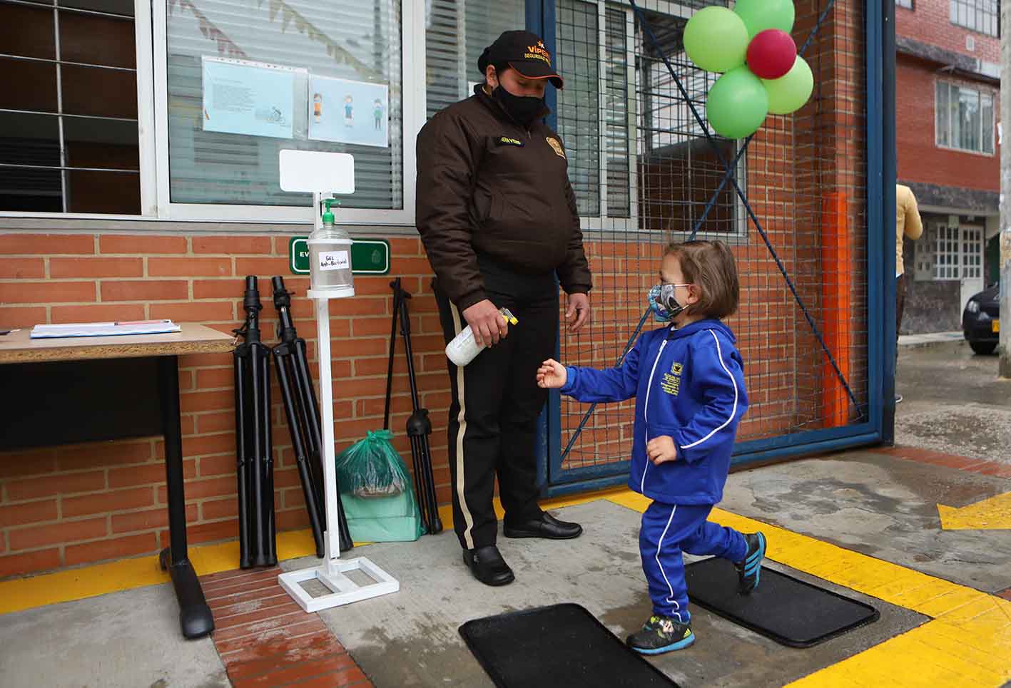 Jardines infantiles vuelven en pandemia / Niños en medio de covid-19