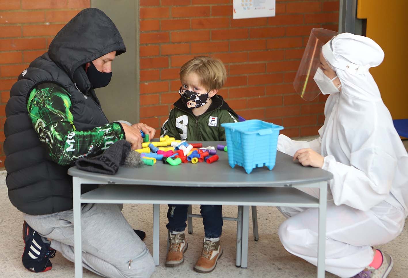 Jardines infantiles vuelven en pandemia / Niños en medio de covid-19