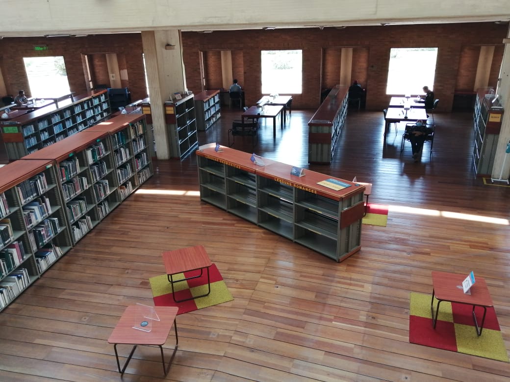 Biblioteca Virgilio Barco de Bogotá tras reactivación