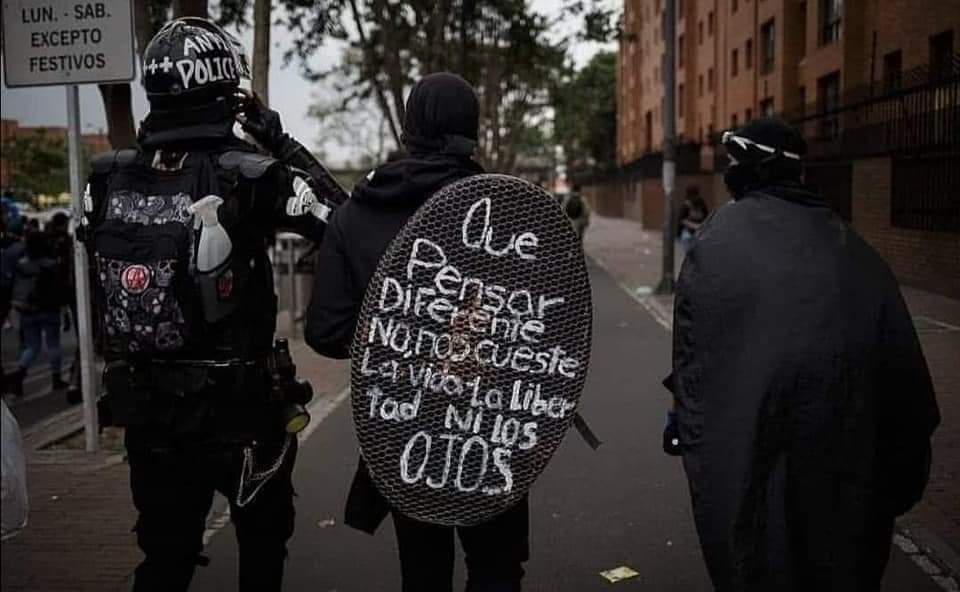 Familiar de miembro del Esmad en protestas