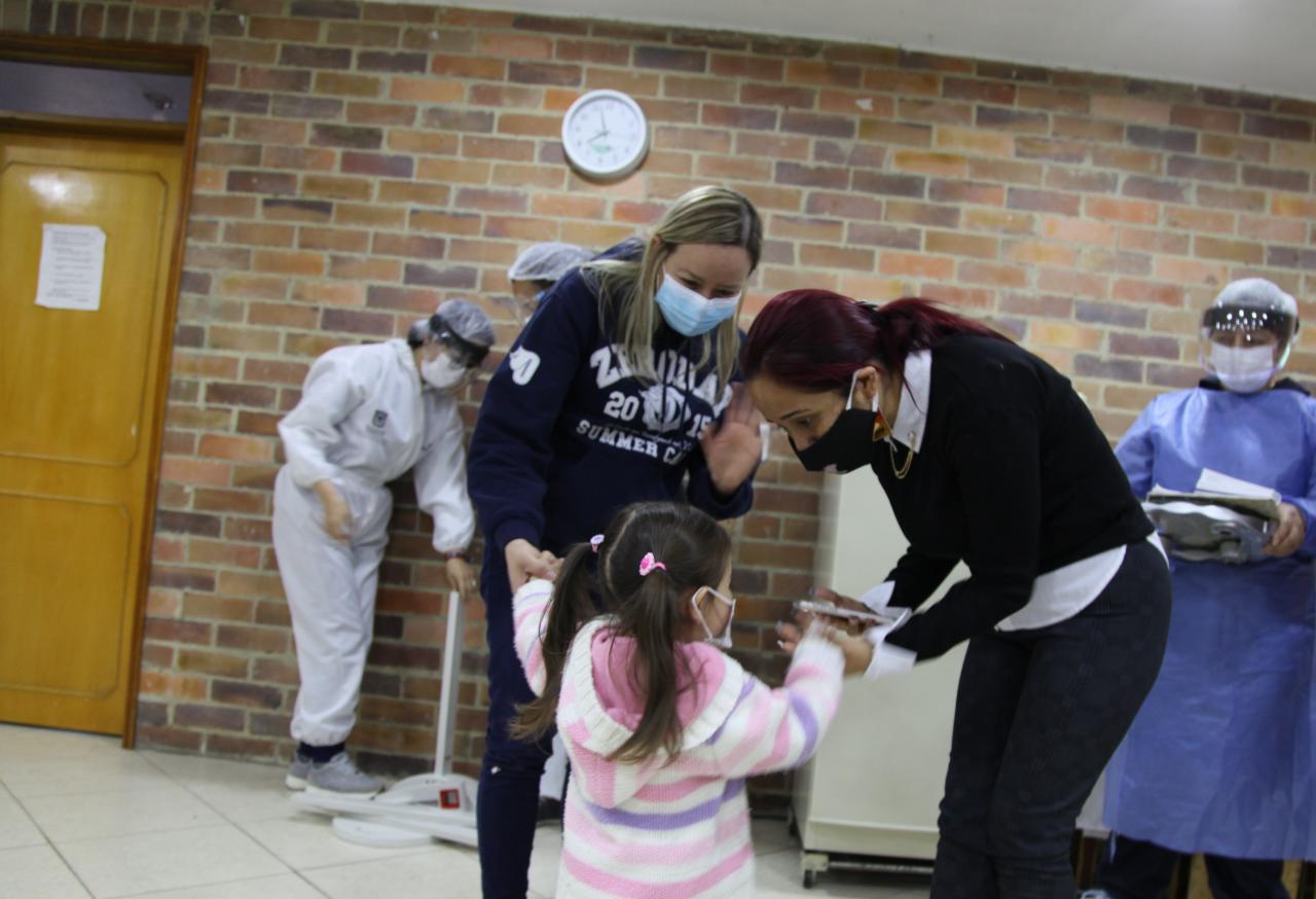 Menores de edad en riesgo de desnutrición en Bogotá