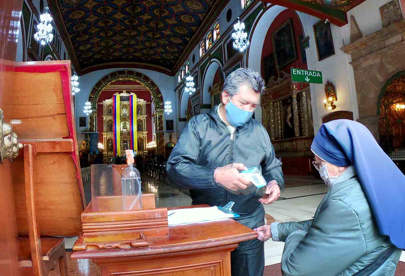 Iglesias Católicas con protocolos de bioseguridad / Coronavirus en Colombia