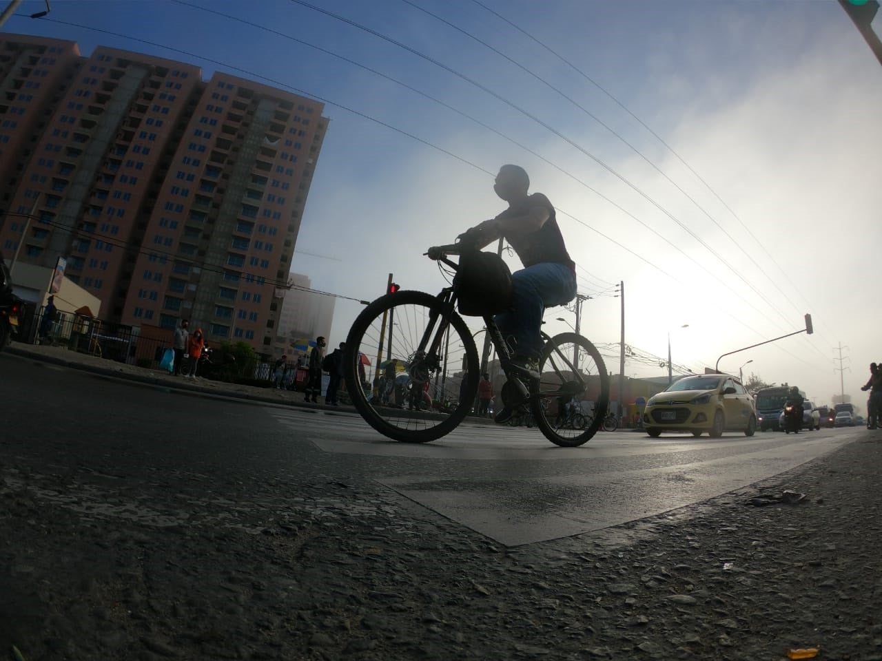Inicia protesta por parte de conductores contra ciclorruta de Calle 13