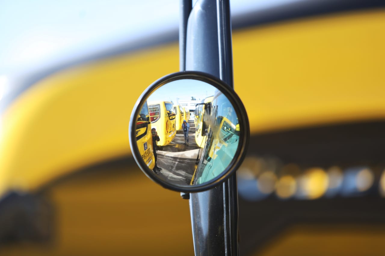 Nuevos buses amarillos de Transmilenio