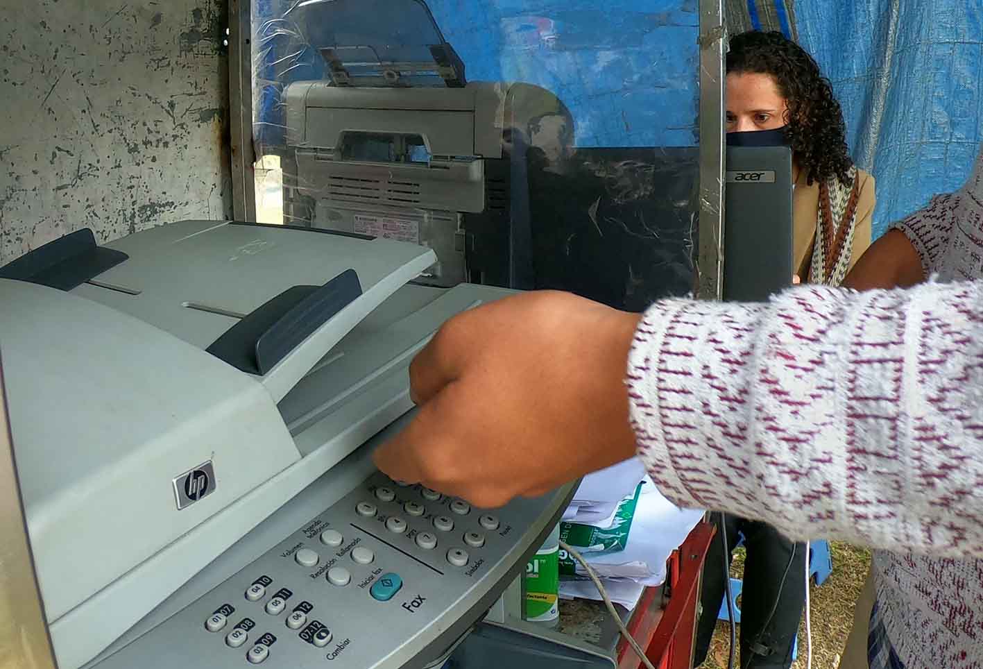 Fotocopiadora con luz solar, una idea para evitar dañar el planeta