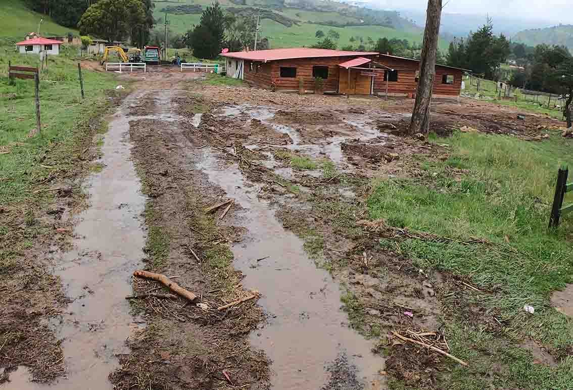 Deslizamientos de tierra y desbordamiento de afluentes en Usme y Ciudad Bolívar