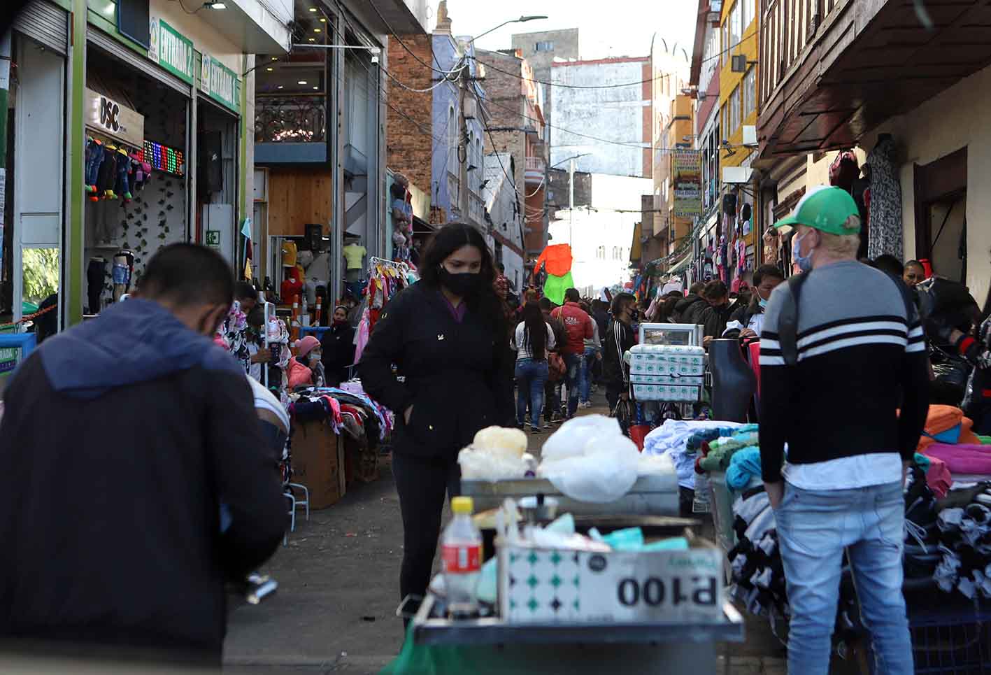 San Victorino – vendedores informales no respetan distanciamiento