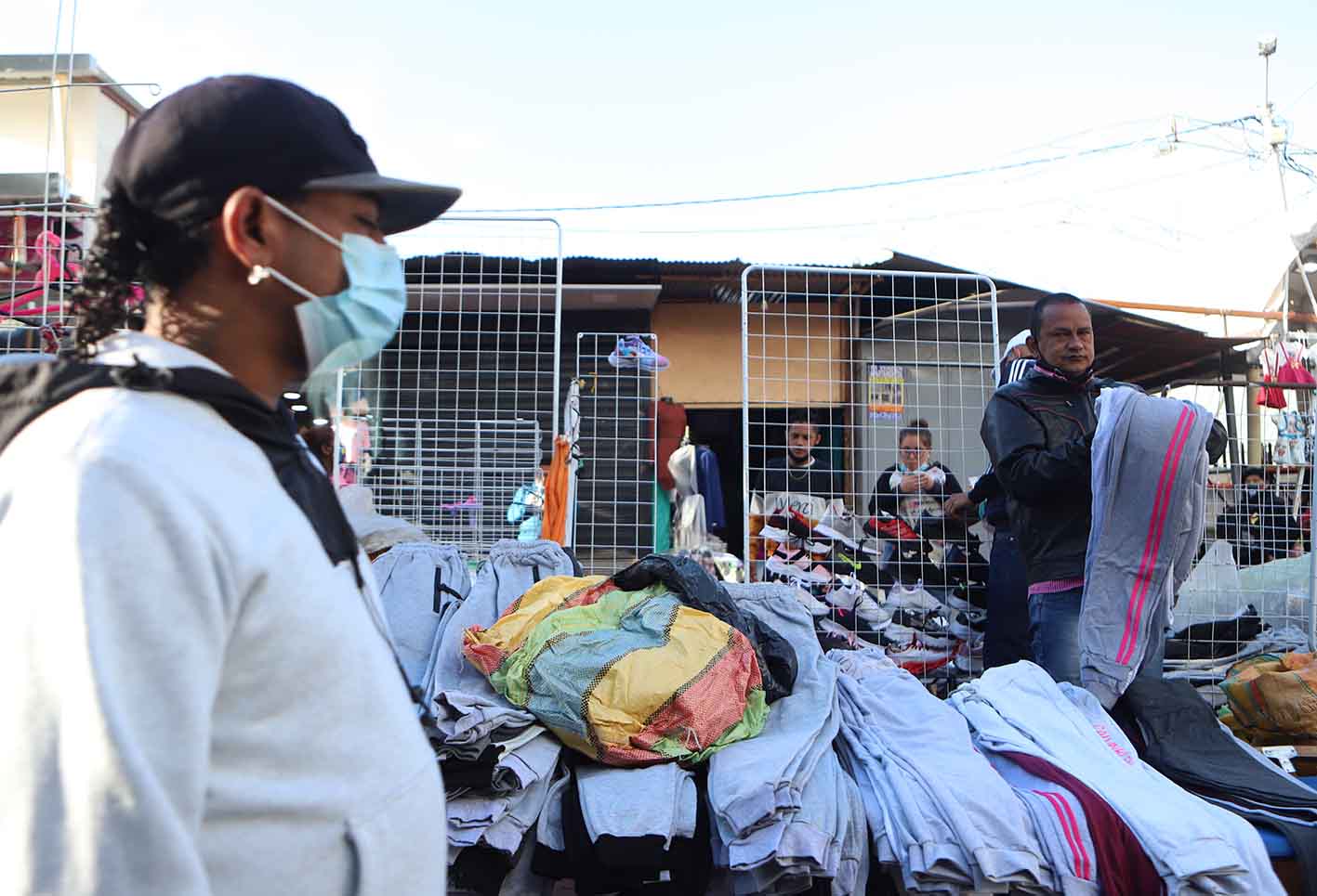 San Victorino – vendedores informales no respetan distanciamiento