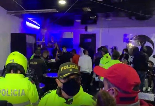 Fiesta clandestina en Bogotá