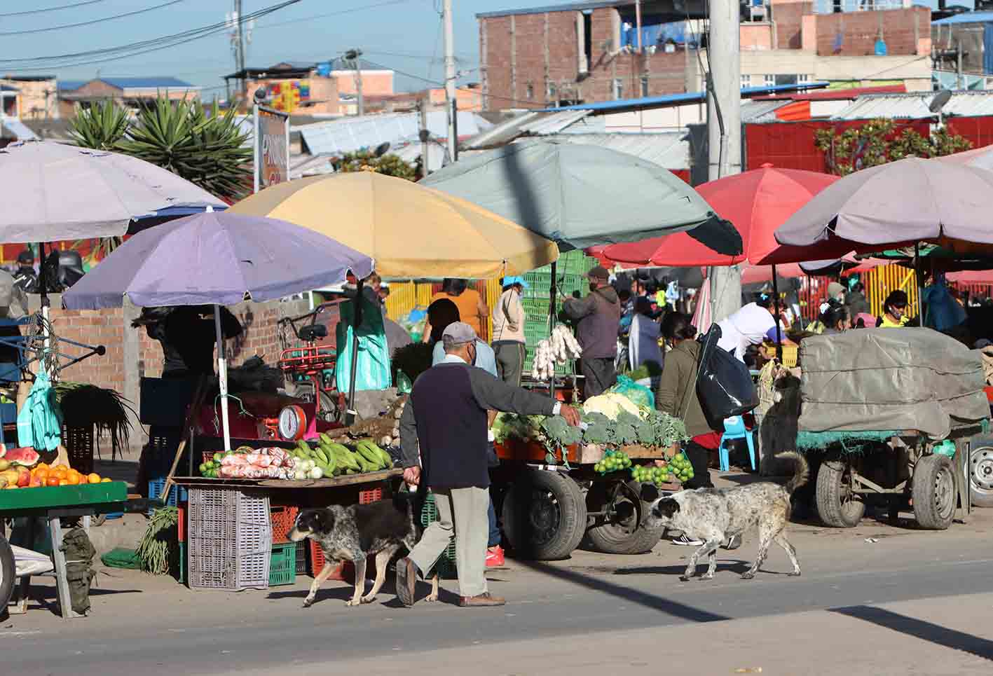 Afueras de Corabastos en medio de cuarentena en localidad de Kennedy
