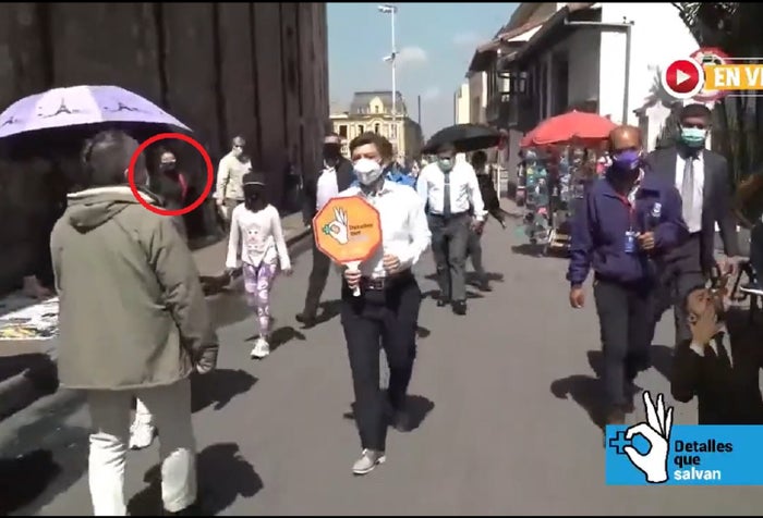 Claudia López le responde a vendedora ambulante