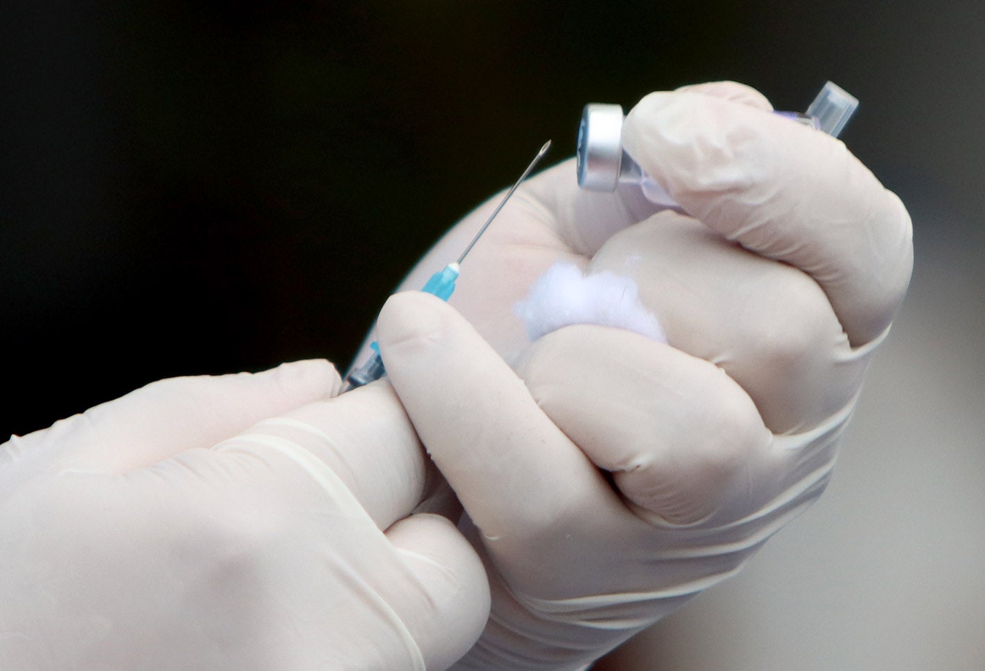 Vacunación de adultos mayores /Vacuna contra covid / Vacunación en Colombia