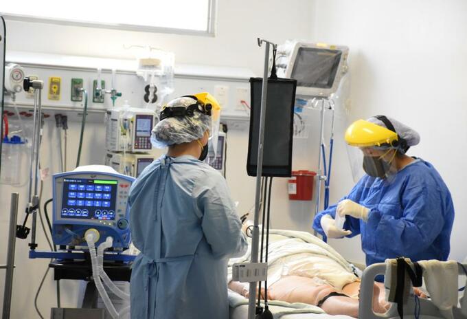 Los contagios siguen en aumento y las UCI están en ocupación superior al 95 por ciento.