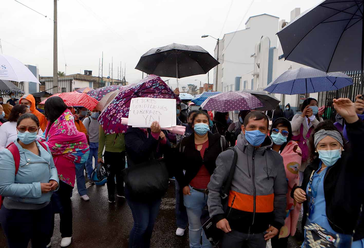 Empleados del hospital La Samaritana protestaron en el sur de Bogotá