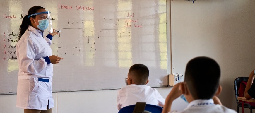 Becas para profesores: Secretaría de Educación financiará especializaciones, maestría y doctorados