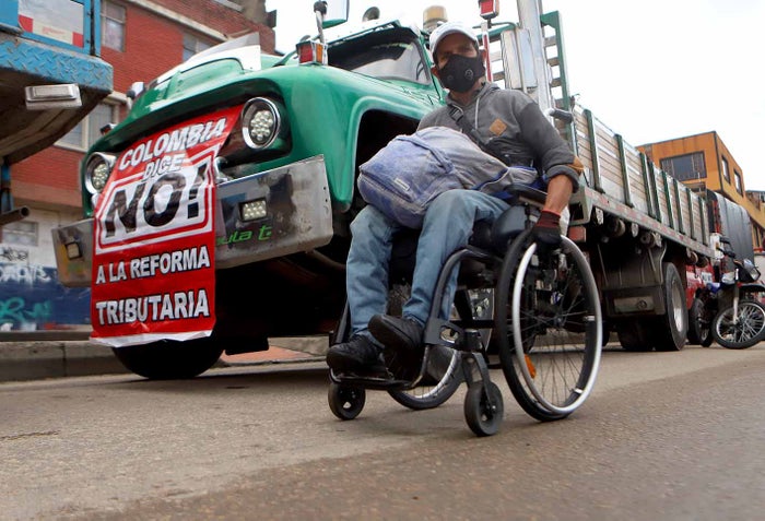 Camioneros y conductores de vehículos de carga protestan en sur de Bogotá