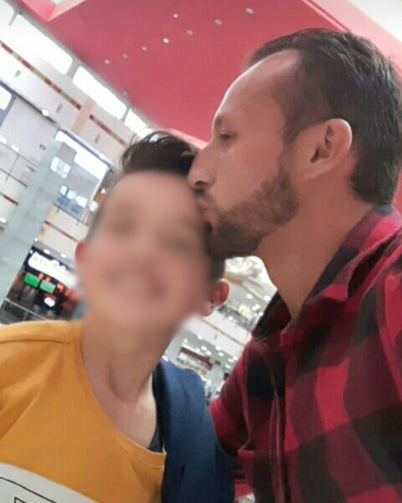 Johan Sebastián Rico y su hijo