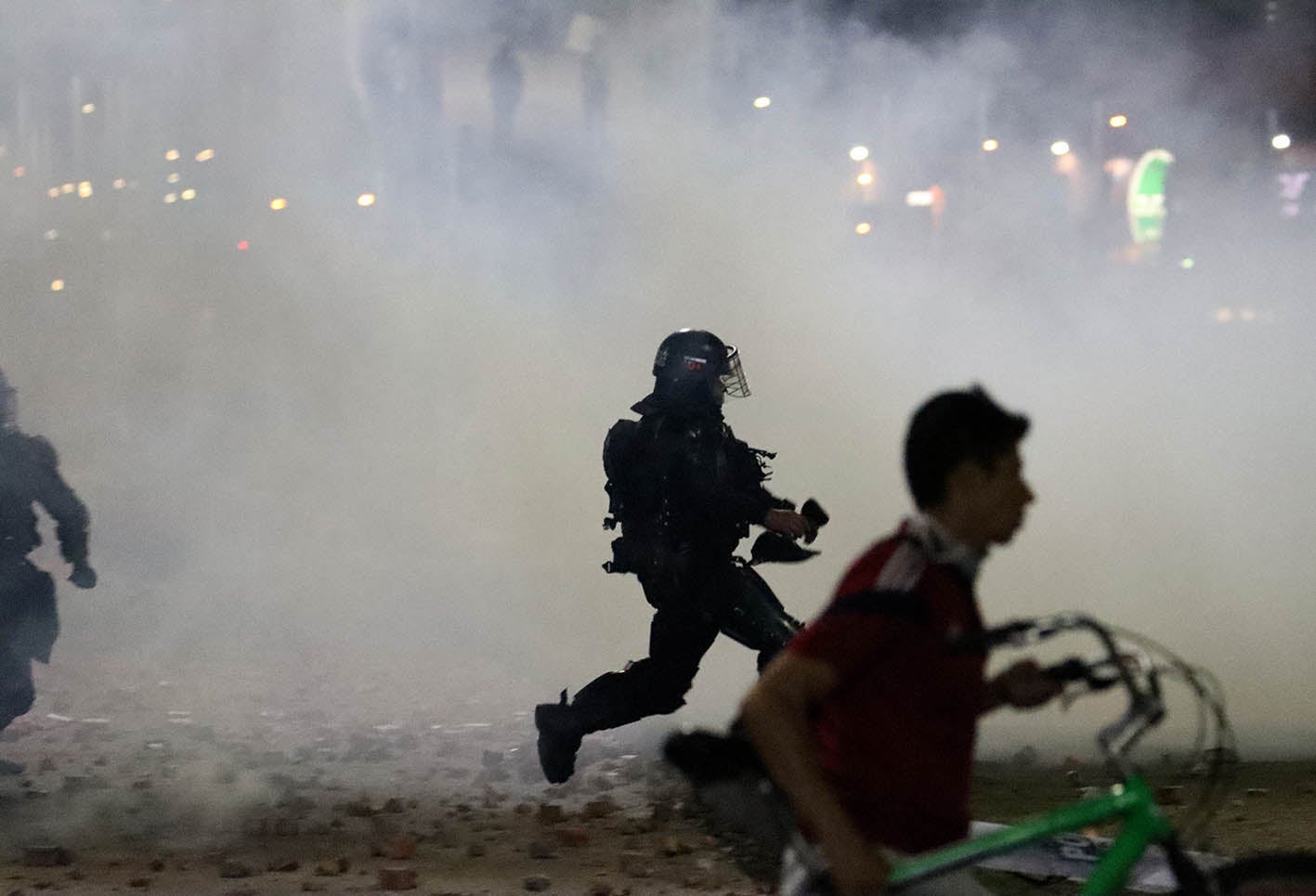 ENFRENTAMIENTOS ENTRE MANIFESTANTES Y POLICIA DEL ESMAD EN SOACHA