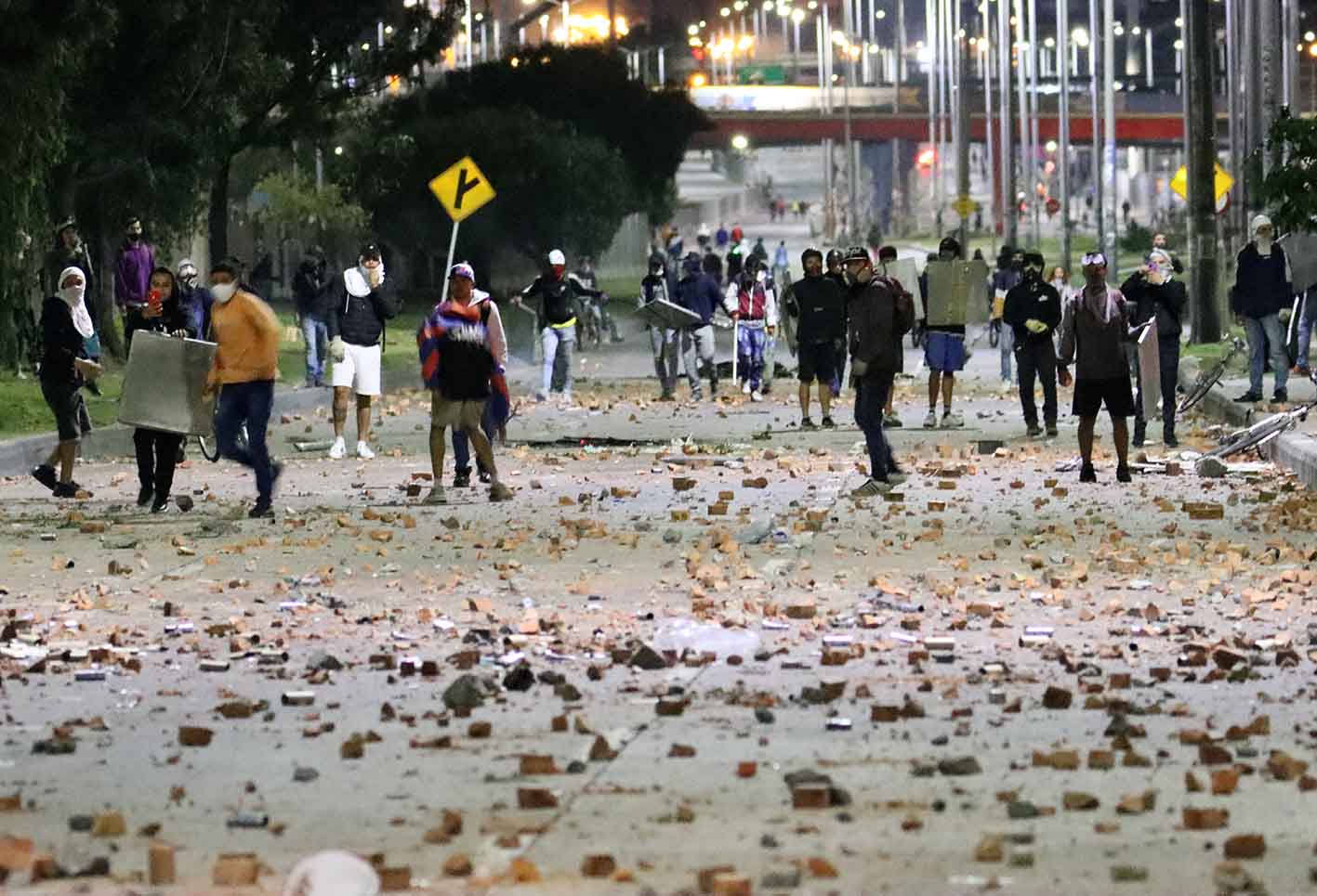 ENFRENTAMIENTOS ENTRE MANIFESTANTES Y POLICIA DEL ESMAD EN SOACHA