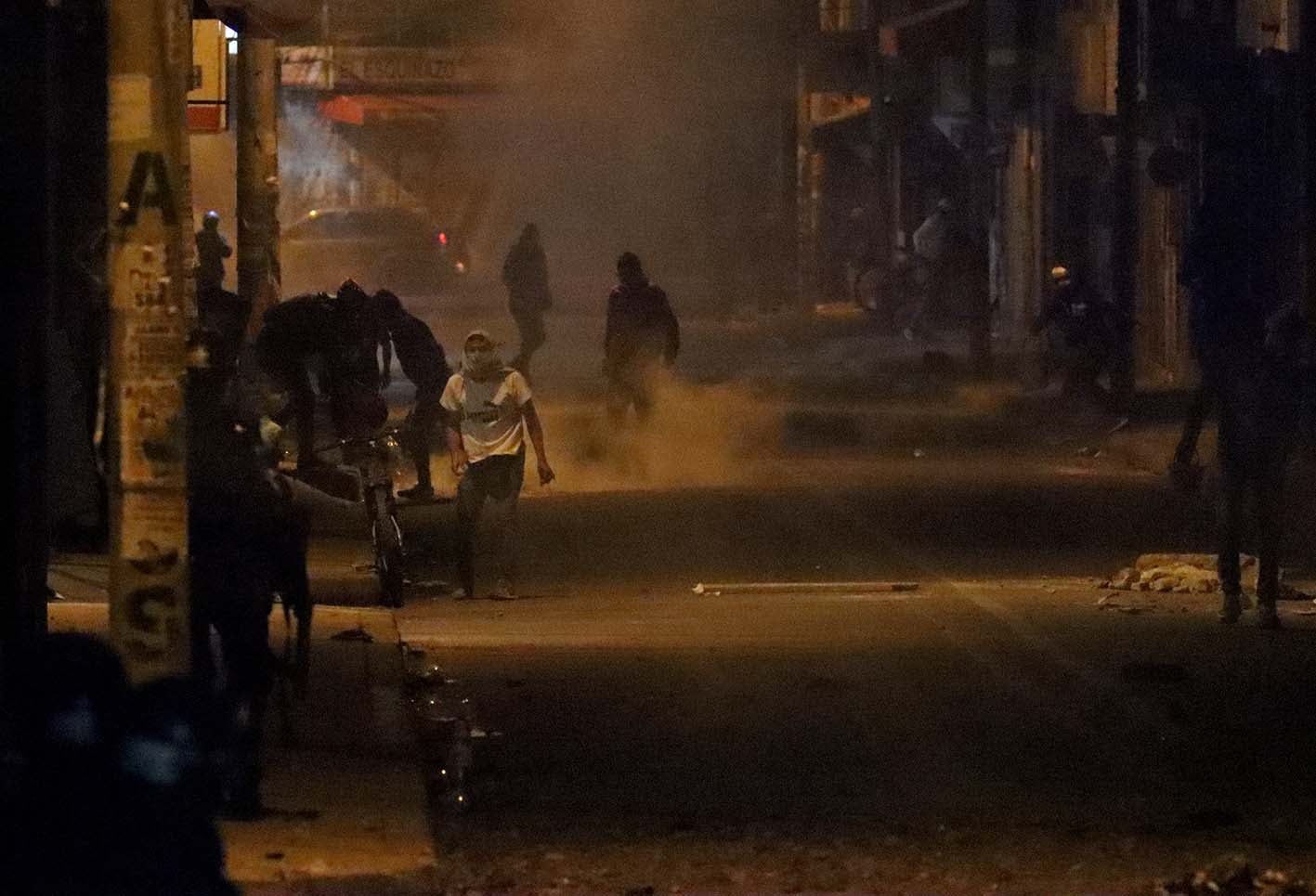 ENFRENTAMIENTOS ENTRE MANIFESTANTES Y POLICIA DEL ESMAD EN SOACHA