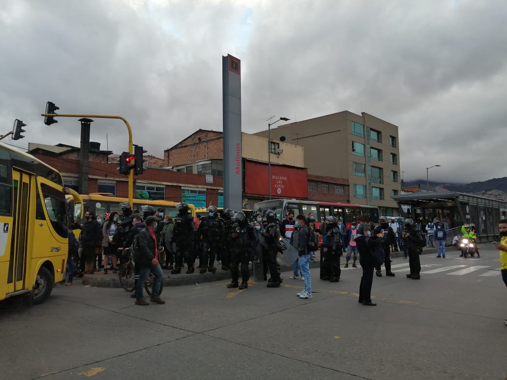 Manifestación de jóvenes en la localidad de Suba, en Bogotá