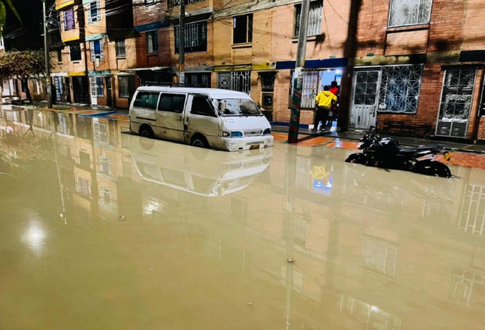 Aguacero caído en Bosa de Bogotá el lunes festivo, se tiró 25 carros