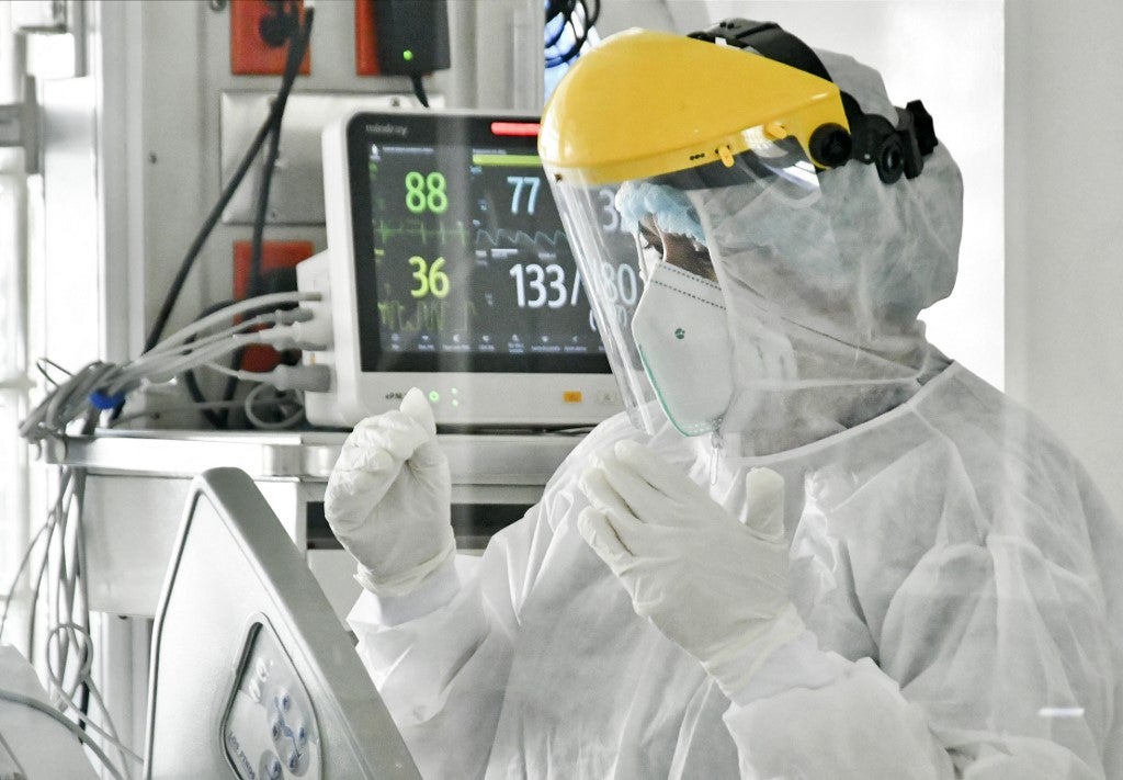 Unidad de Cuidado Intensivo para atender a pacientes covid