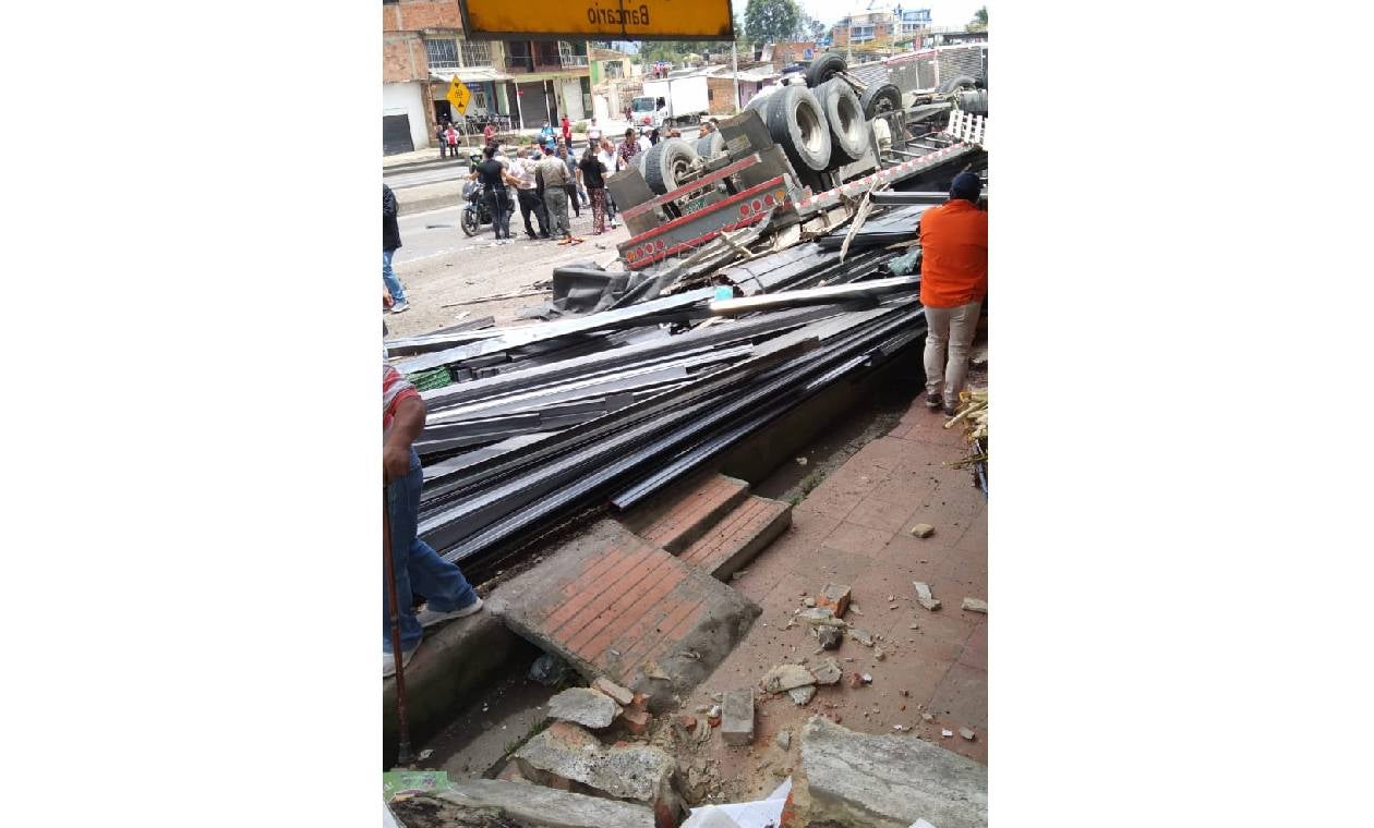 accidente en la vía Bogotá-Silvania