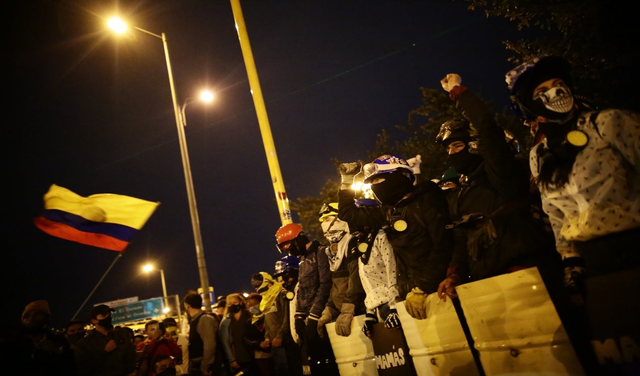 El grupo de la primera línea surgió en contra de la radicación de la reforma tributaria