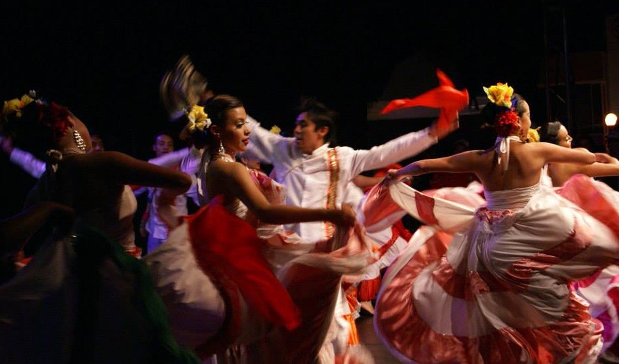 La escuela de danza del Centro Cultural Bacatá de Funza impone récord mundial en danza