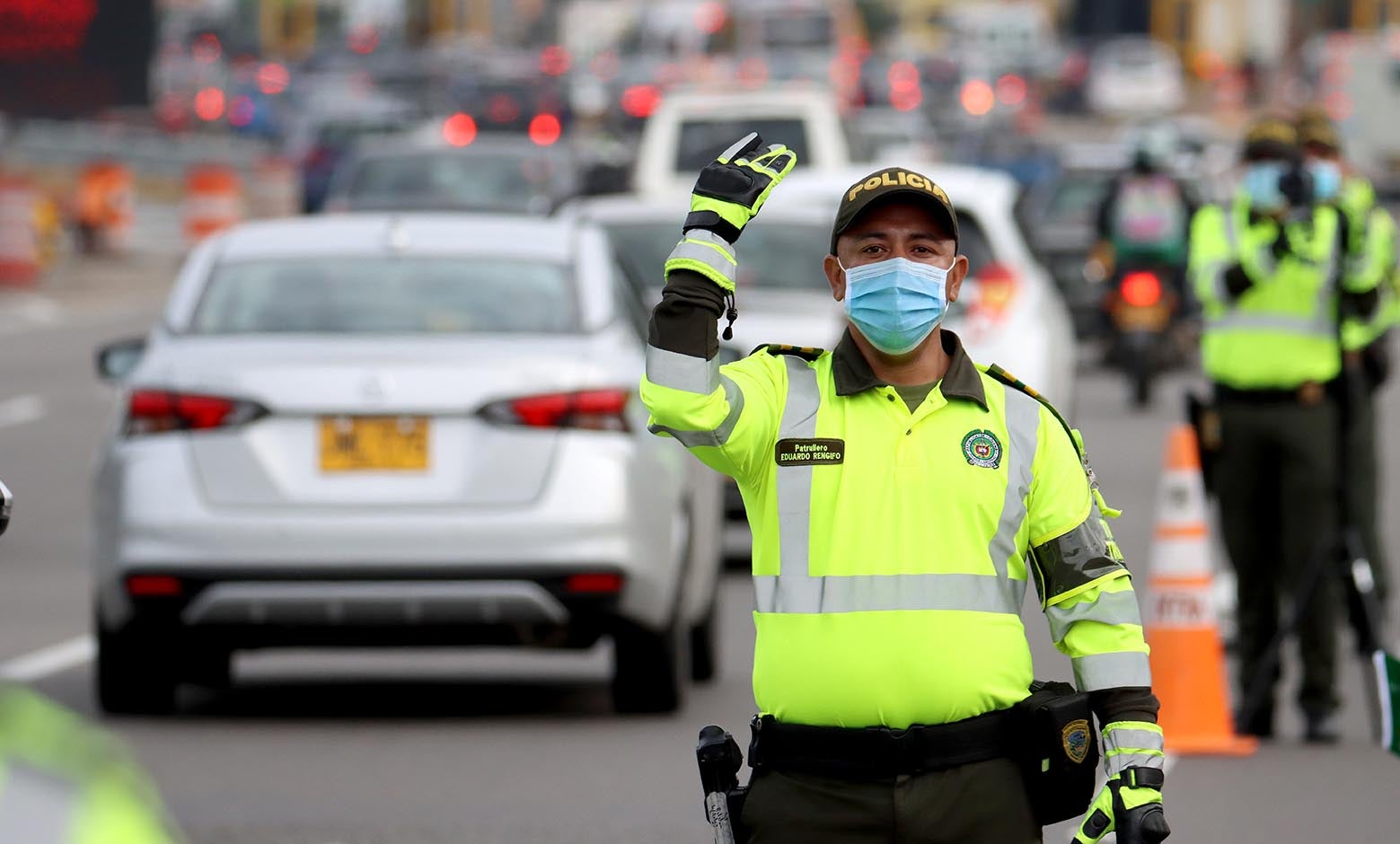 Vehículos mal estacionados